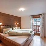 Гостевой дом Ferienwohnungen-gaestehaus Altginzling