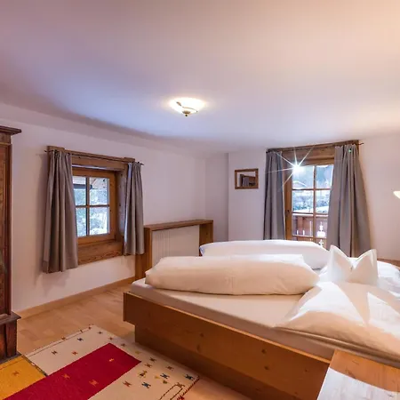 Ferienwohnungen-gaestehaus Altginzling Ginzling