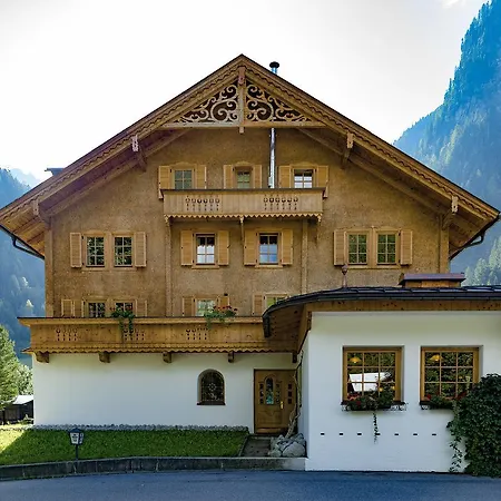 Ferienwohnungen-gaestehaus Altginzling Vendégház Ginzling