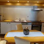 Pensjonat Ferienwohnungen-gaestehaus Altginzling 3*