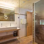 Pensjonat Ferienwohnungen-gaestehaus Altginzling 3*