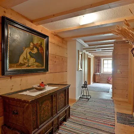 Ferienwohnungen-gaestehaus Altginzling ゲストハウス 3*