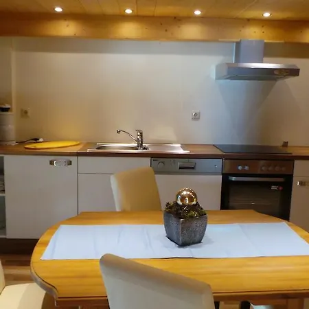 Casa de hóspedes Ferienwohnungen Altginzling 3*