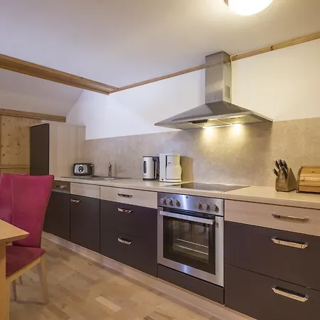 Ferienwohnungen-gaestehaus Altginzling ギンツリング